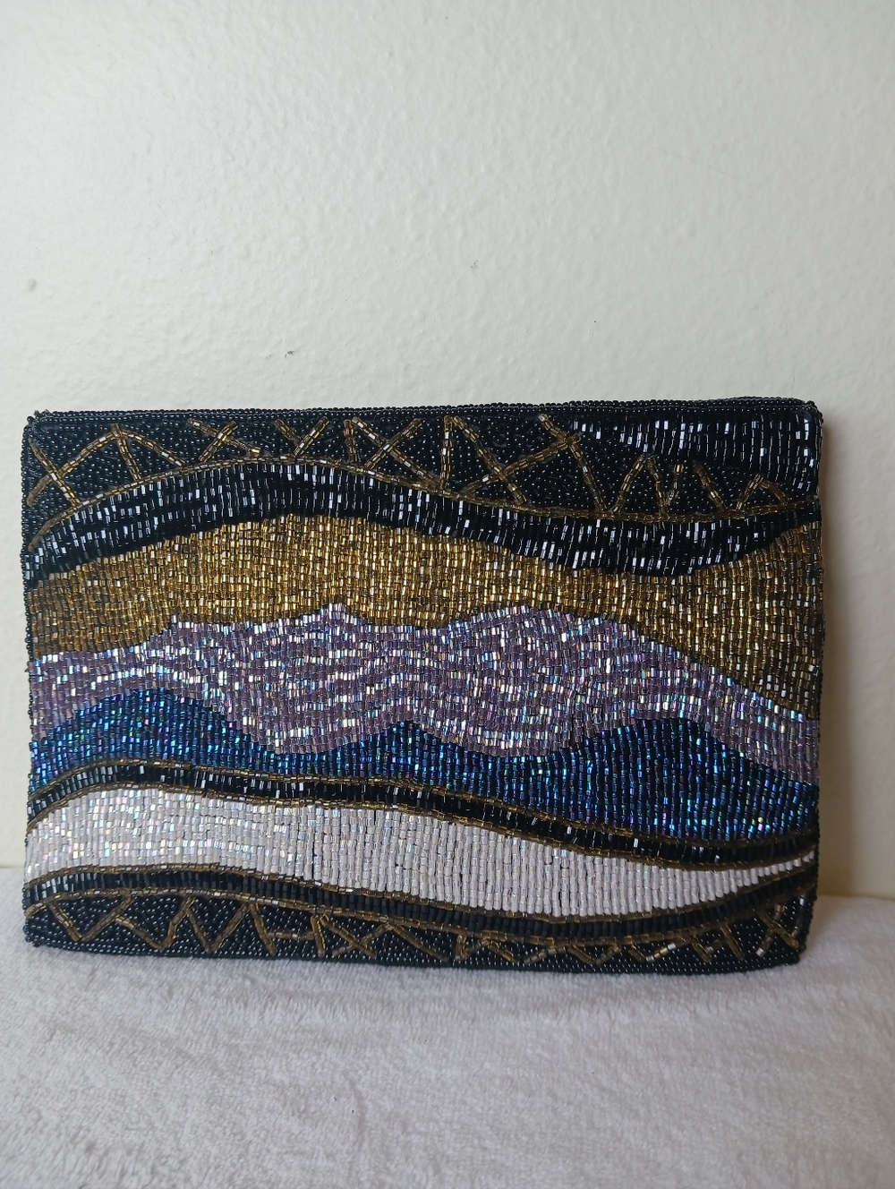 Beaded Wave Pattern Evening Clutch - Multicolor